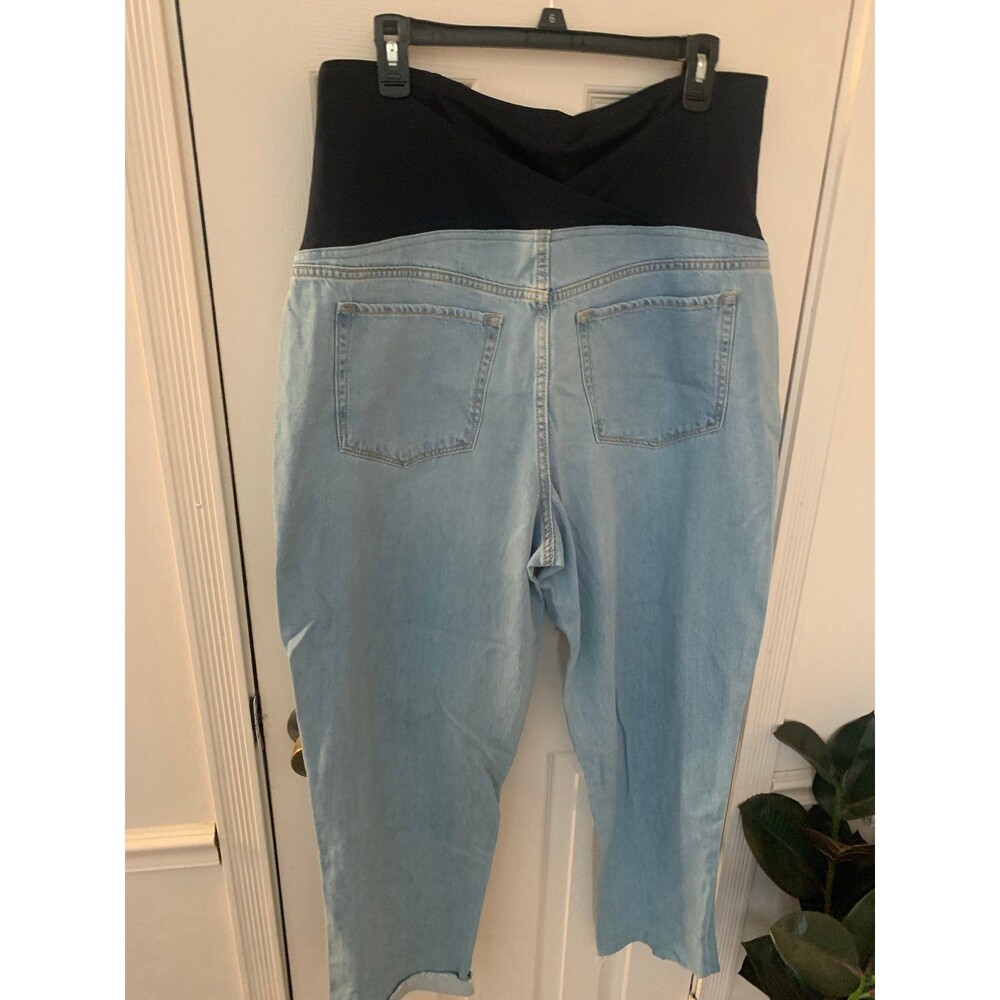 Women’s Maternity Boyfriend Jeans Size 16